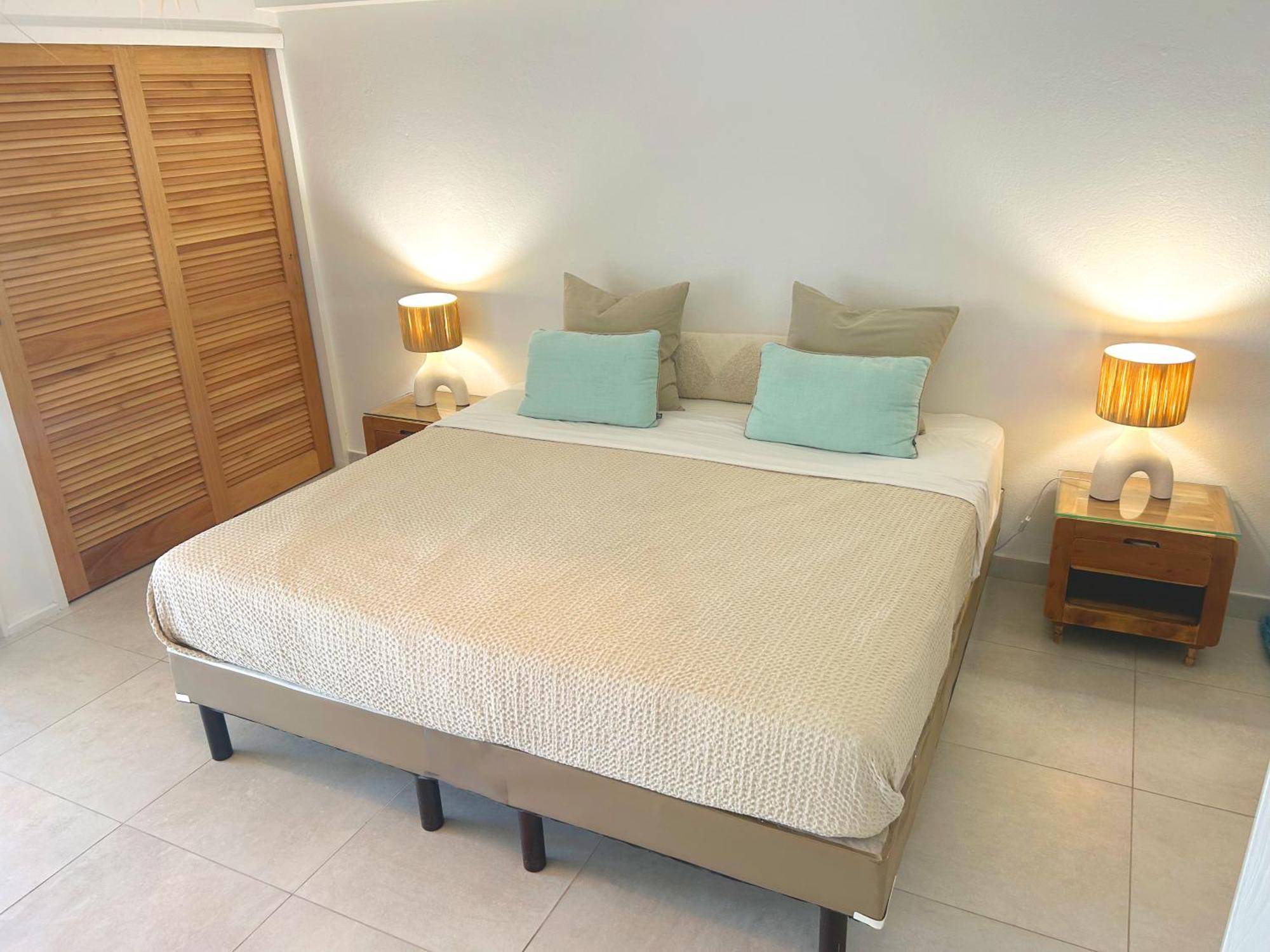 Les Balcons D'Oyster Pond Hotel Quarter of Orleans Ngoại thất bức ảnh